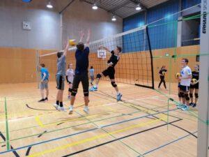 14 - 18 Jahre: Volleyball Mixed-Mannschaft @ Laurenzer Sporthalle Mitterlängstr. 8 Puchheim-Ort | Puchheim | Bayern | Deutschland